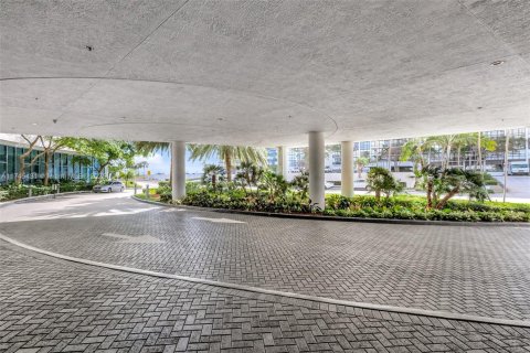 Condominio en venta en Miami, Florida, 2 dormitorios, 173.73 m2 № 1707740 - foto 28