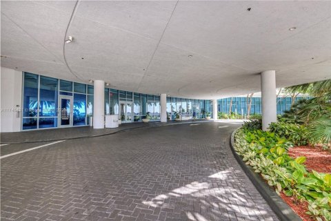 Condominio en venta en Miami, Florida, 2 dormitorios, 173.73 m2 № 1707740 - foto 27