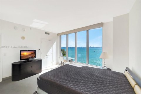Condominio en venta en Miami, Florida, 2 dormitorios, 173.73 m2 № 1707740 - foto 10