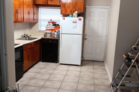 Villa ou maison à louer à Titusville, Floride: 3 chambres, 111.48 m2 № 2394180 - photo 3