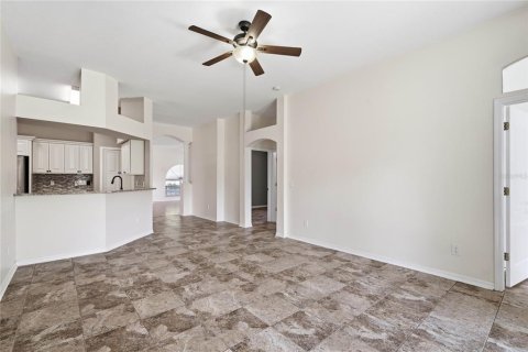 House in Lutz, Florida 4 bedrooms, 174.75 sq.m. № 2238594 - photo 14