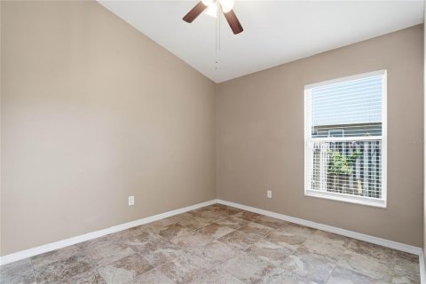 House in Lutz, Florida 4 bedrooms, 174.75 sq.m. № 2238594 - photo 29