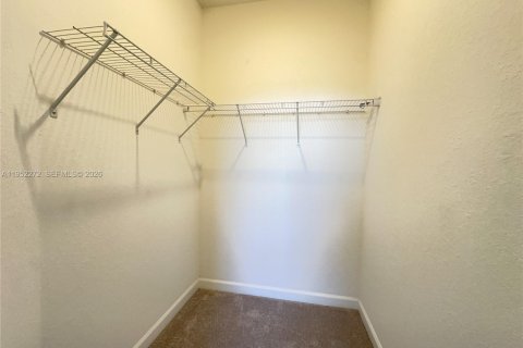 Снять в аренду таунхаус в Хомстед, Флорида 3 спальни, 153.1м2, № 2006618 - фото 15