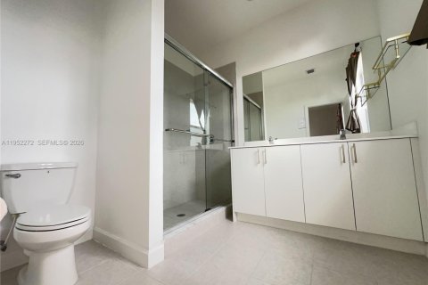 Снять в аренду таунхаус в Хомстед, Флорида 3 спальни, 153.1м2, № 2006618 - фото 11