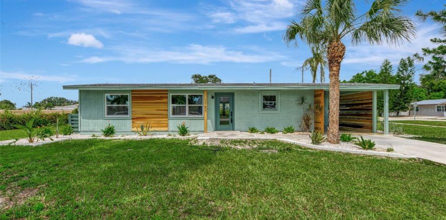 House in Sarasota, Florida 3 bedrooms, 103.49 sq.m. № 1366615