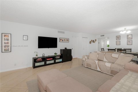 Condominio en venta en Weston, Florida, 2 dormitorios, 114.36 m2 № 1929857 - foto 6