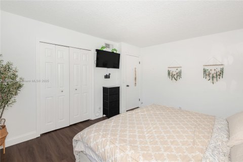 Condominio en venta en Weston, Florida, 2 dormitorios, 114.36 m2 № 1929857 - foto 17