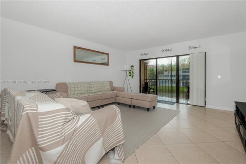 Condominio en venta en Weston, Florida, 2 dormitorios, 114.36 m2 № 1929857 - foto 4