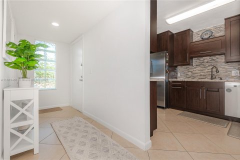 Condominio en venta en Weston, Florida, 2 dormitorios, 114.36 m2 № 1929857 - foto 9