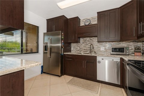 Condominio en venta en Weston, Florida, 2 dormitorios, 114.36 m2 № 1929857 - foto 10