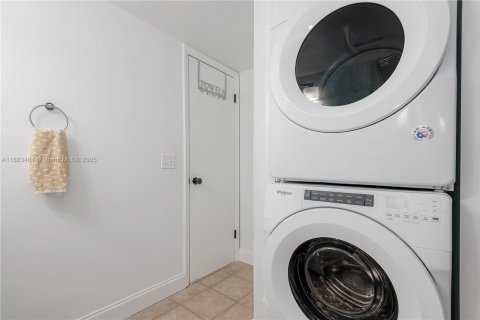 Condominio en venta en Weston, Florida, 2 dormitorios, 114.36 m2 № 1929857 - foto 26