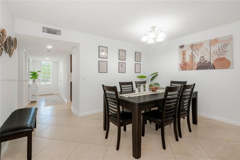 Condominio en venta en Weston, Florida, 2 dormitorios, 114.36 m2 № 1929857 - foto 7