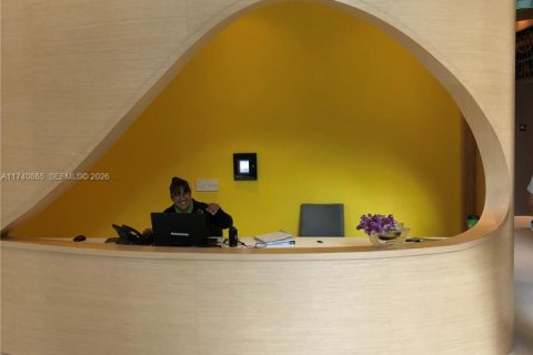 Condo in Miami, Florida, 3 bedrooms  № 1988420 - photo 20