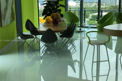 Condo in Miami, Florida, 3 bedrooms  № 1988420 - photo 17