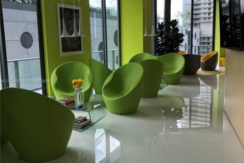 Condo in Miami, Florida, 3 bedrooms  № 1988420 - photo 21