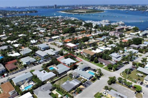 Apartment in Riviera Beach, Florida 1 bedroom, 36.42 sq.m. № 2169949 - photo 2