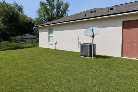 House in Ocala, Florida 3 bedrooms, 129.88 sq.m. № 2094380 - photo 14