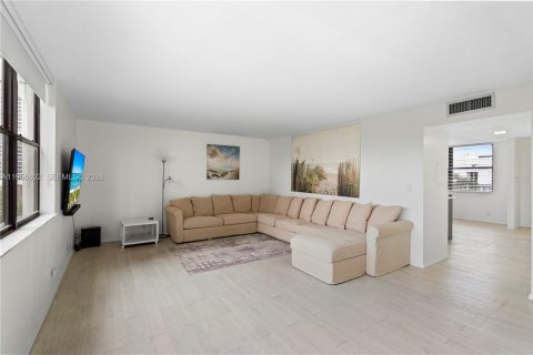 Condo in Aventura, Florida, 3 bedrooms  № 2180272 - photo 2