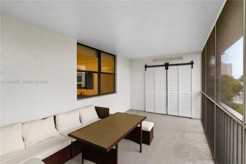 Condo in Aventura, Florida, 3 bedrooms  № 2180272 - photo 21
