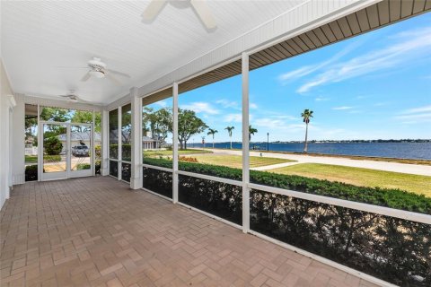 House in Bradenton, Florida 3 bedrooms, 244.61 sq.m. № 1733324 - photo 23