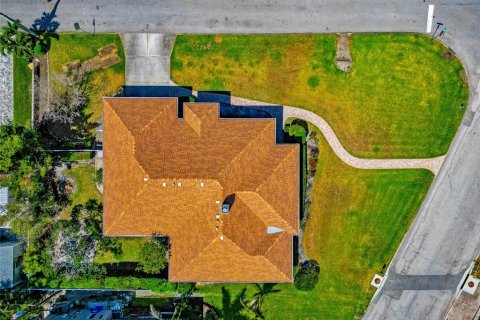 House in Bradenton, Florida 3 bedrooms, 244.61 sq.m. № 1733324 - photo 14