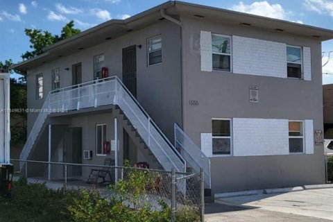 Дом в Майами, Флорида 2 спальни, 60.39м2 № 1964880