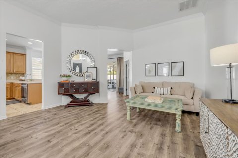 House in STONEYBROOK HILLS in Mount Dora, Florida 3 bedrooms, 147.53 sq.m. № 1801500 - photo 13