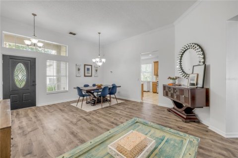 House in STONEYBROOK HILLS in Mount Dora, Florida 3 bedrooms, 147.53 sq.m. № 1801500 - photo 12