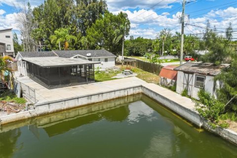 Casa en Hudson, Florida 3 dormitorios, 136.75 m2 № 2139254