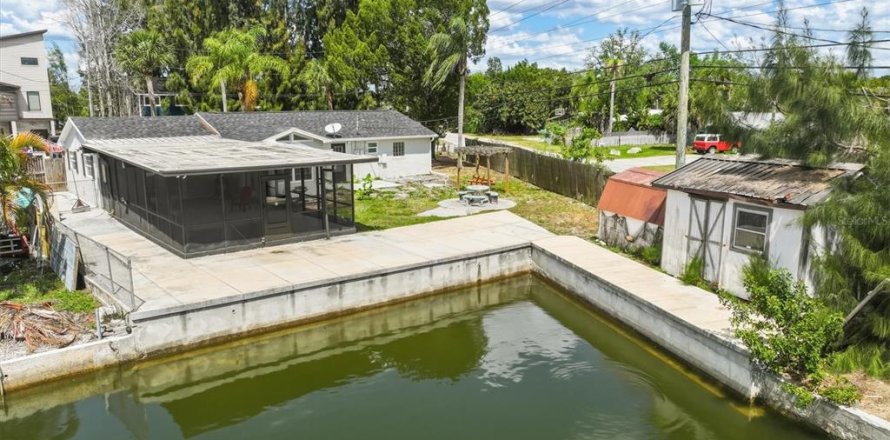 Casa en Hudson, Florida 3 dormitorios, 136.75 m2 № 2139254