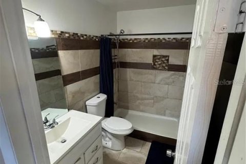 Condo in Orlando, Florida, 2 bedrooms № 2239549 - photo 12