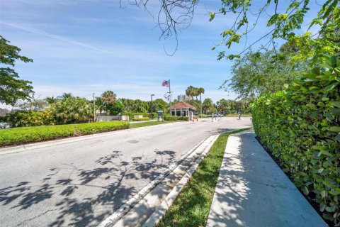 Condominio en venta en Fort Lauderdale, Florida, 2 dormitorios, 128.11 m2 № 1116817 - foto 1