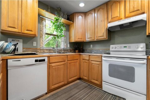 Casa en venta en Kissimmee, Florida, 4 dormitorios, 130.99 m2 № 1782929 - foto 9