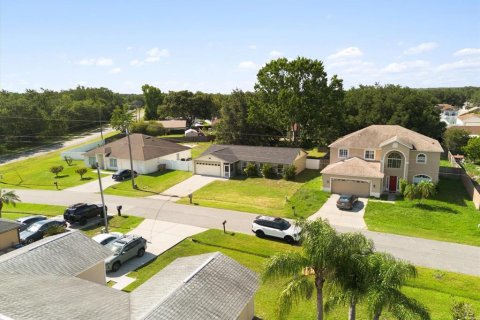 Casa en venta en Kissimmee, Florida, 4 dormitorios, 130.99 m2 № 1782929 - foto 28