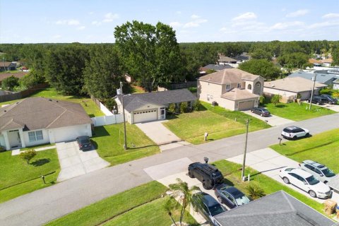 Casa en venta en Kissimmee, Florida, 4 dormitorios, 130.99 m2 № 1782929 - foto 2
