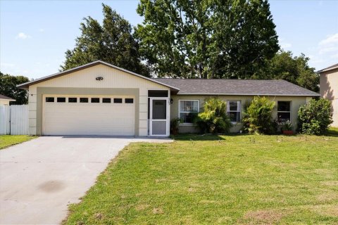 Casa en venta en Kissimmee, Florida, 4 dormitorios, 130.99 m2 № 1782929 - foto 1
