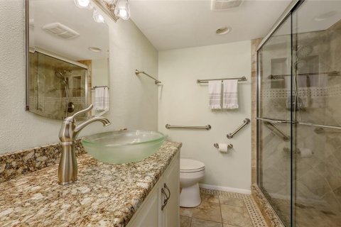 Condo in Sarasota, Florida, 2 bedrooms  № 1876129 - photo 26