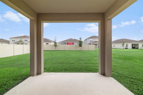 Casa en venta en Haines City, Florida, 5 dormitorios, 237.83 m2 № 1876908 - foto 15