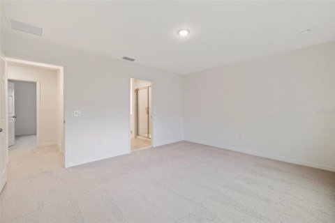 Casa en venta en Haines City, Florida, 5 dormitorios, 237.83 m2 № 1876908 - foto 9