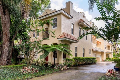 Copropriété à louer à Orlando, Floride: 3 chambres, 171.87 m2 № 1868969 - photo 1