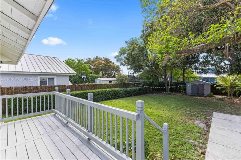 Купить виллу или дом в Майами, Флорида 3 спальни, 124.02м2, № 2044794 - фото 27