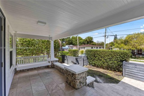 Купить виллу или дом в Майами, Флорида 3 спальни, 124.02м2, № 2044794 - фото 8