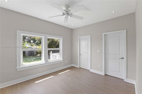 Купить виллу или дом в Майами, Флорида 3 спальни, 124.02м2, № 2044794 - фото 16