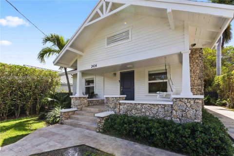 Купить виллу или дом в Майами, Флорида 3 спальни, 124.02м2, № 2044794 - фото 28