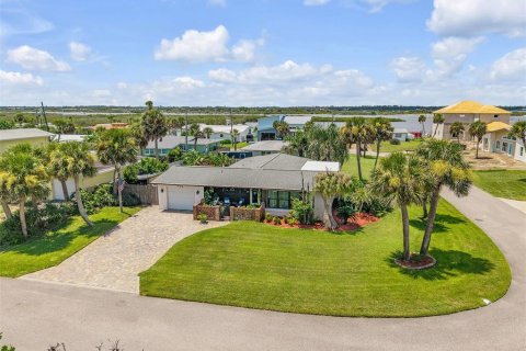 House in Port Orange, Florida 3 bedrooms, 154.59 sq.m. № 2302292