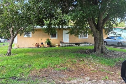 Villa ou maison à vendre à Arcadia, Floride: 3 chambres, 124.86 m2 № 2390860 - photo 2