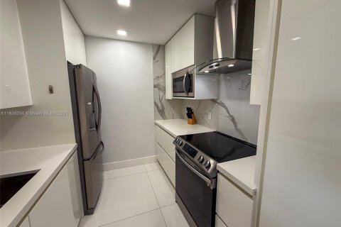 Copropriété à vendre à Aventura, Floride: 2 chambres, 107.49 m2 № 1934993 - photo 8
