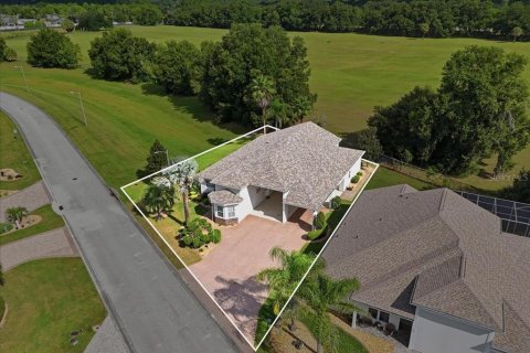 House in Polk City, Florida 3 bedrooms, 140.65 sq.m. № 2341562 - photo 10