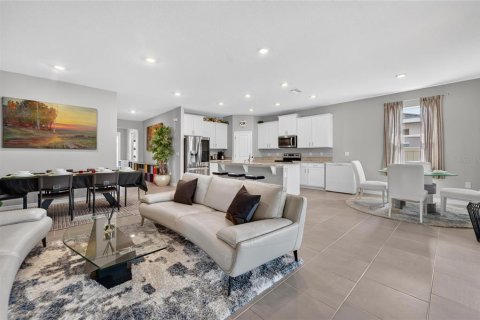 Villa ou maison à vendre à San Antonio, Floride: 4 chambres, 210.14 m2 № 2304580 - photo 15