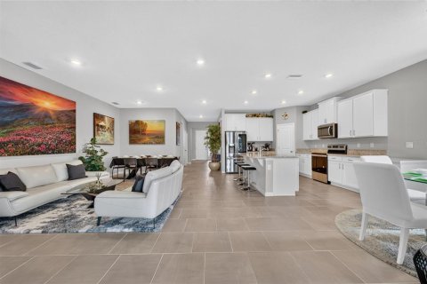 Villa ou maison à vendre à San Antonio, Floride: 4 chambres, 210.14 m2 № 2304580 - photo 13